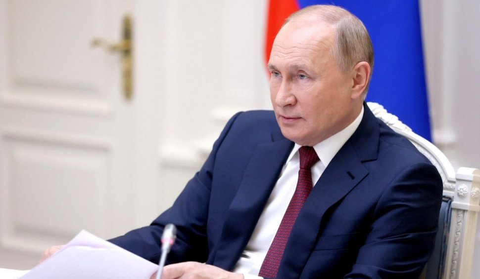 Vladimir Putin l-a anunțat pe cancelarul Germaniei că va putea plăti gazele în euro. Dar, va fi făcută conversia în ruble
