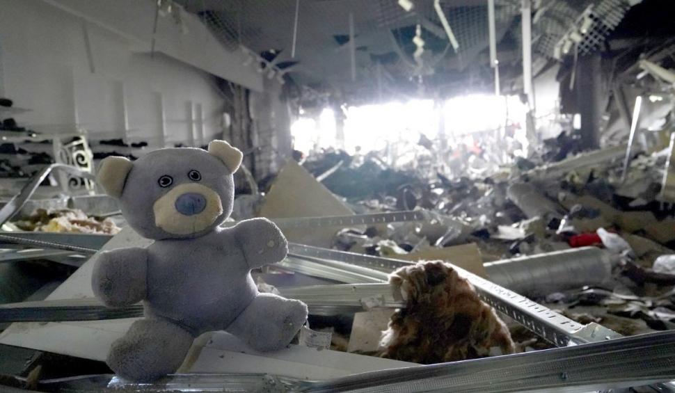 Imagini dramatice cu mall-ul din Kiev distrus de armata rusă 759305