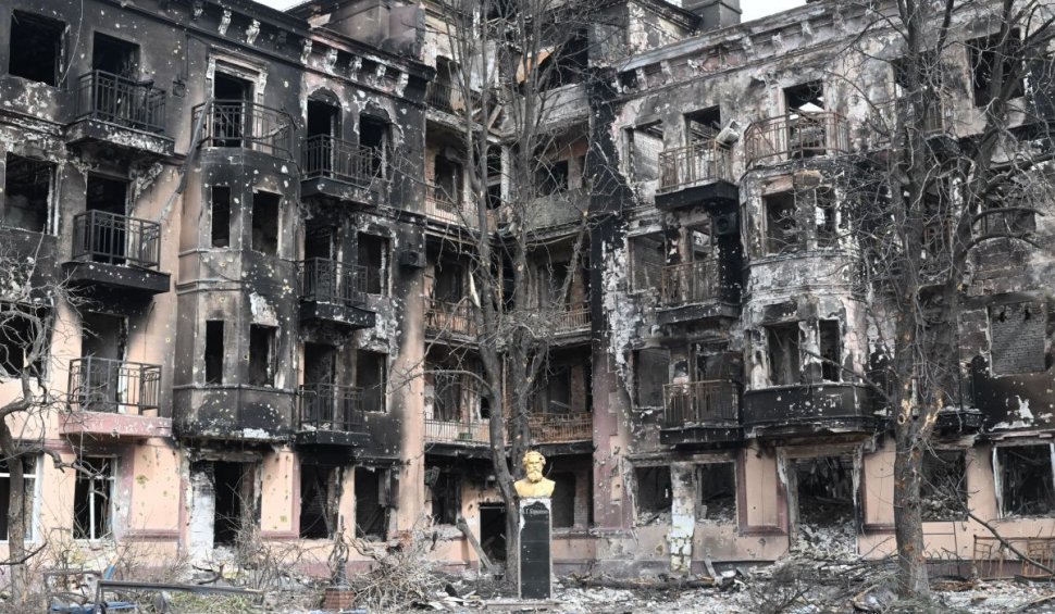 Cum a transformat Vladimir Putin oraşul Mariupol într-un iad: "Este un criminal de război"