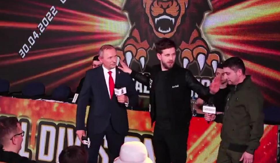 Vladimir Putin și Volodimir Zelenski se luptă în Polonia. Deocamdată, la nivel de sosii 759786