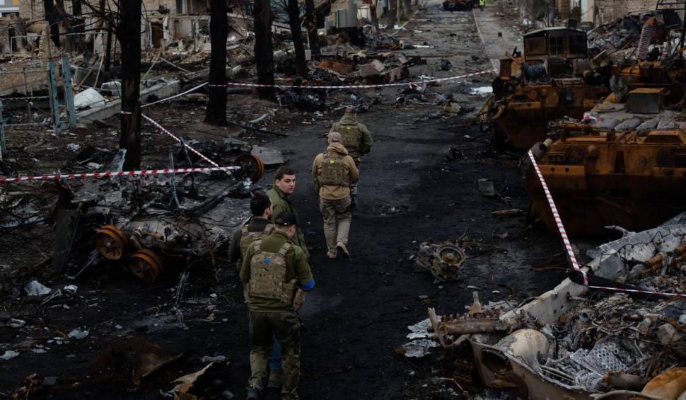 Rușii și-au incinerat victimele din Bucha într-o groapă comună pentru a încerca să-și ascunde faptele, susține un consilier al ministrului ucrainean de Interne 760091