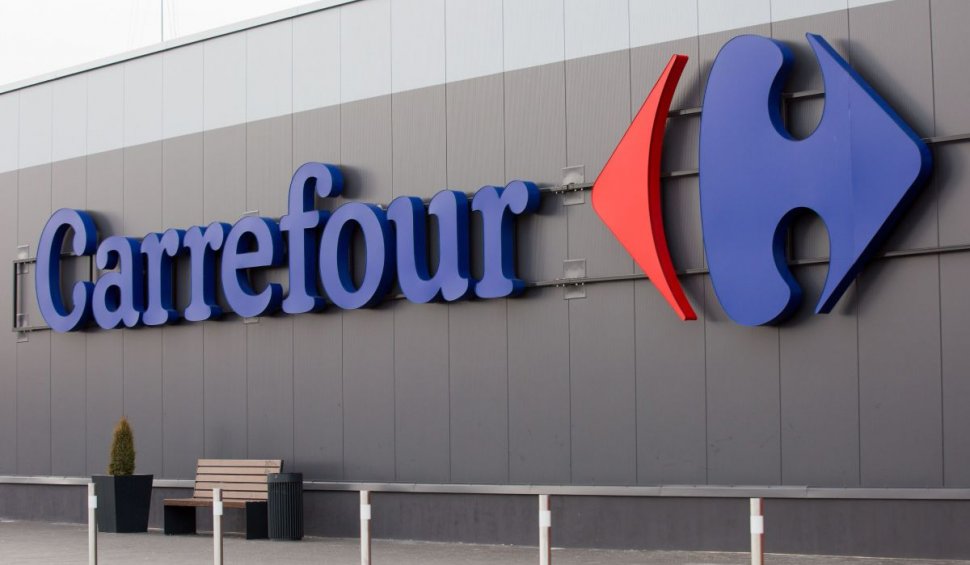 Carrefour angajează peste 200 de ucraineni. Cunoaşterea limbii române nu este obligatorie