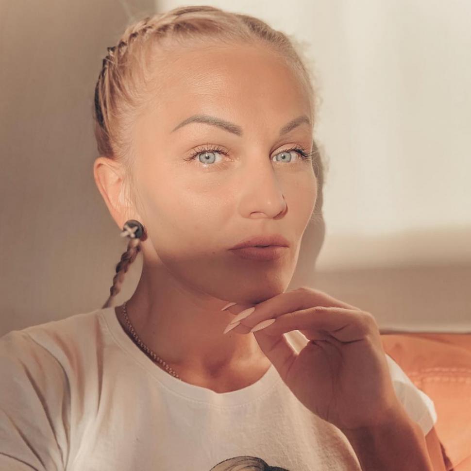 Ucraineanca ajutată cu 200 de lei într-o benzinărie îl caută pe bărbat: ”Aș vrea să-i returnez banii și chiar ceva peste” 760327