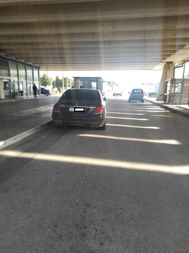 Elena Udrea a fost prinsă în Bulgaria, la frontiera cu Grecia 760658