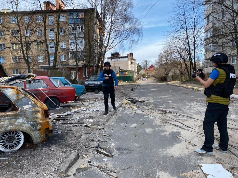 Cristi Popovici, trimisul special Antena 3 în Ucraina: "În Irpin oamenii și-au îngropat vecinii în fața blocurilor" 760667