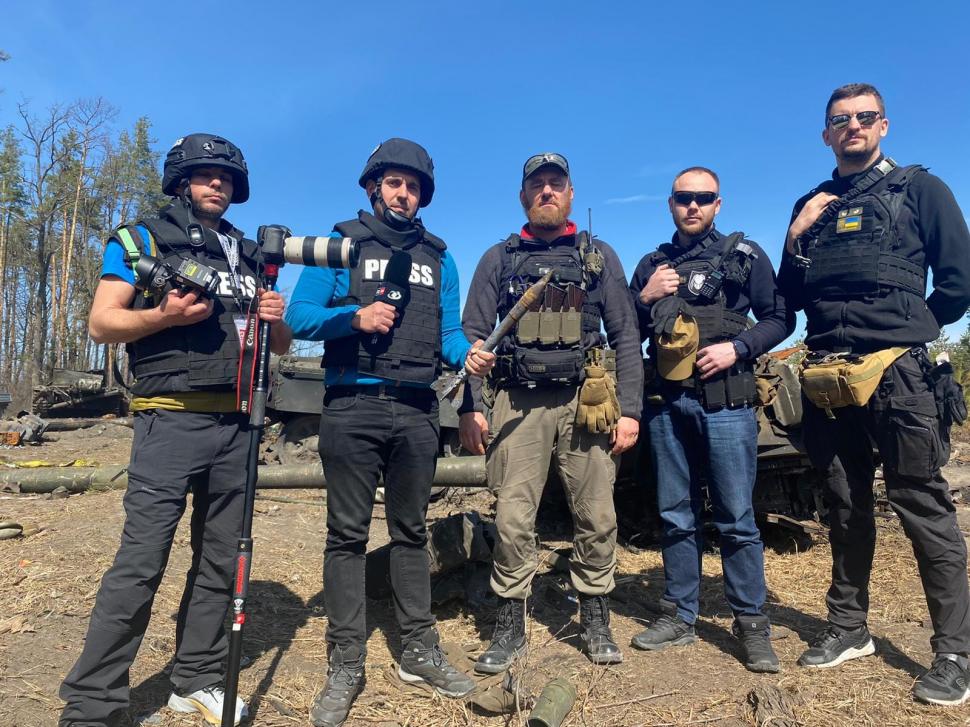 Cristi Popovici, trimisul special Antena 3 în Ucraina: "În Irpin oamenii și-au îngropat vecinii în fața blocurilor" 760676