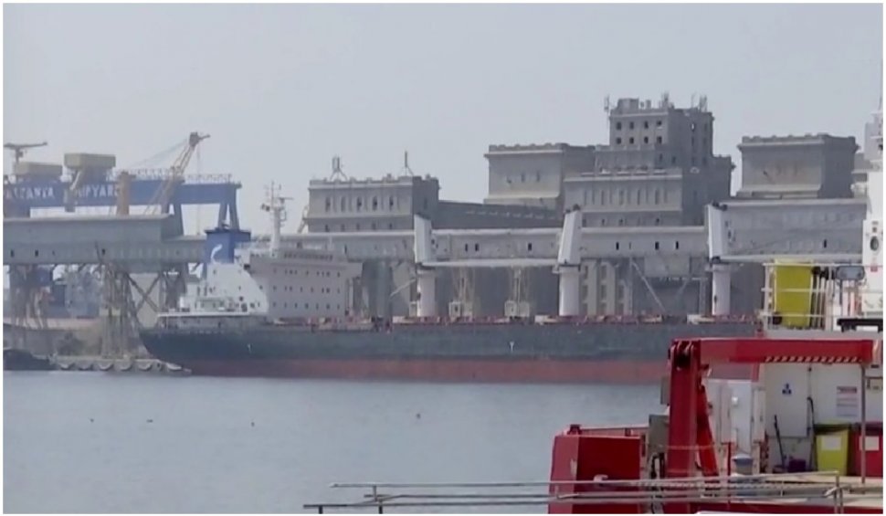 Mii de vagoane cu cereale blocate în porturile din Marea Neagră. Kievul negociază cu România variante de transport