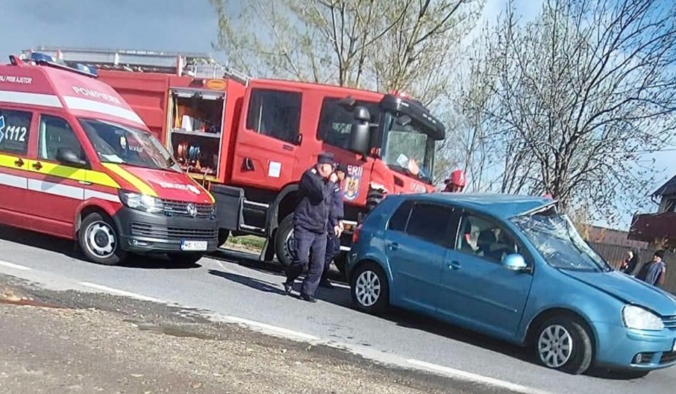 Autospecială de pompieri, implicată într-un accident pe DN 65, în Argeș