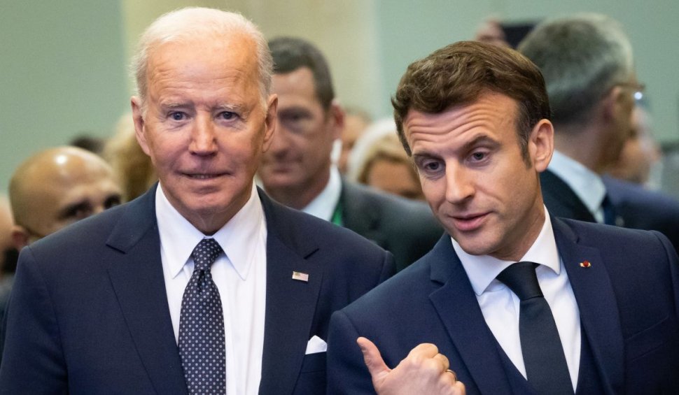 Emmanuel Macron, precaut după ce Joe Biden a denunțat un genocid în Ucraina