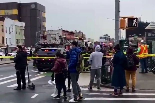 Primul suspect identificat în cazul atentatului de la metroul din Brooklyn