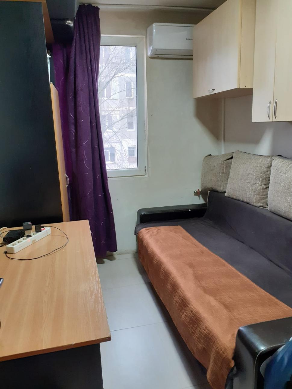 O garsonieră din Galați, mai mică decât cea din Cluj de 11 metri pătrați, scoasă la vânzare. Câți bani cere proprietarul 762318