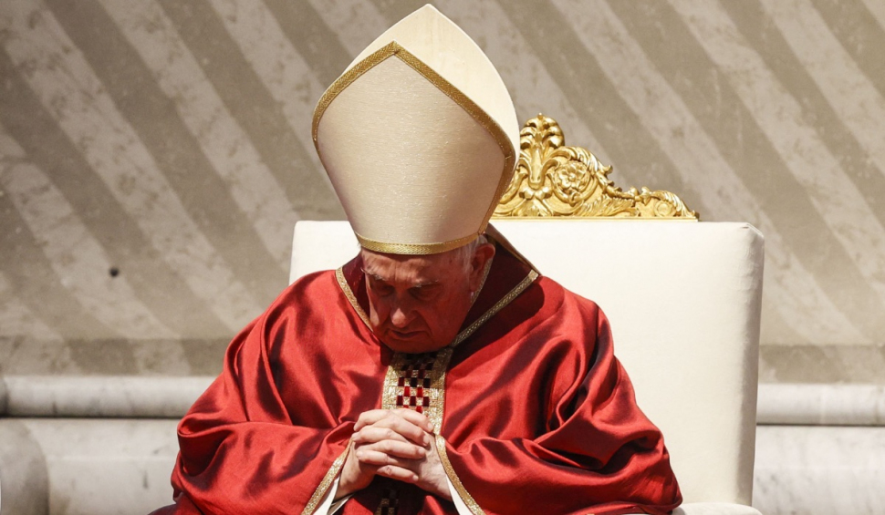 Papa Francisc nu a putut prezida slujba de veghe pascală din Bazilica Sfântul Petru