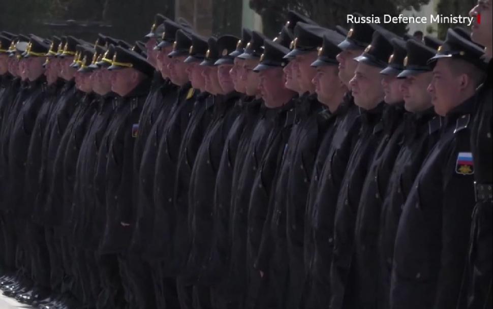 Rușii publică primele imagini cu echipajul de pe "Moskva" după scufundarea navei 762447