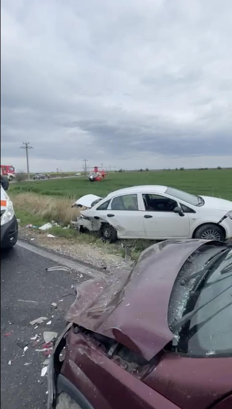 Accident cu patru mașini în comuna Fântânele din Prahova. Bărbat rănit grav, preluat de elicopterul SMURD 762640