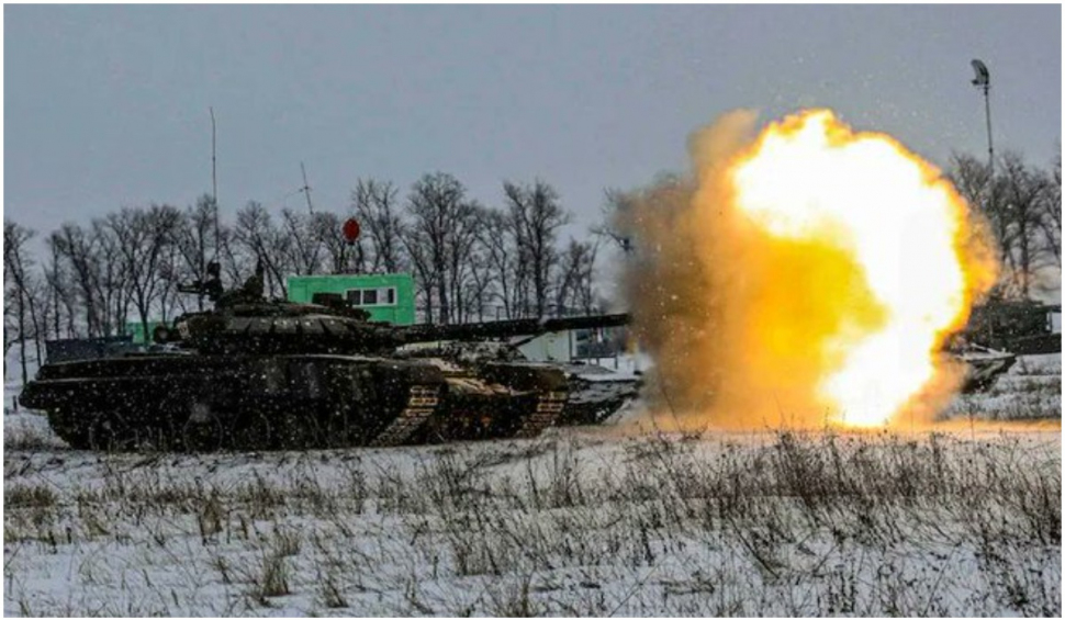 Un oficial rus spune că Ucraina atacă un sat de lângă graniță. Un om ar fi fost rănit