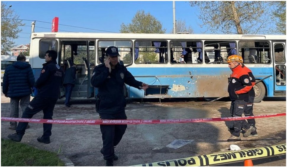 Atentat cu bombă în Turcia | Un autobuz a fost aruncat în aer și 30 de oameni au fost răniți