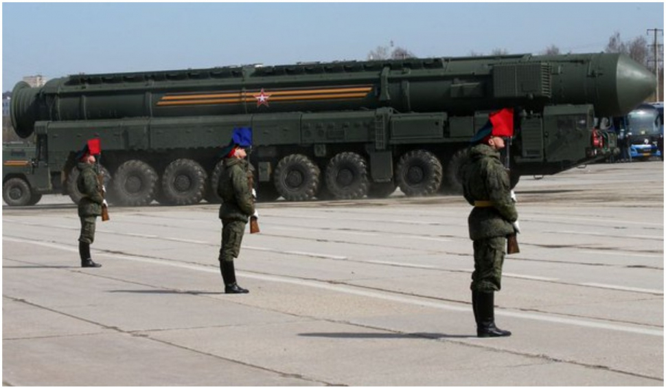 Vladimir Putin etalează o rachetă nucleară intercontinentală la repetițiile pentru ”Ziua Victoriei”