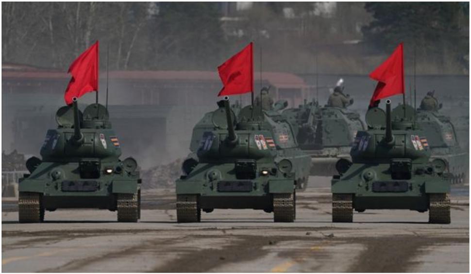 Vladimir Putin etalează o rachetă nucleară intercontinentală la repetițiile pentru ”Ziua Victoriei” 763064