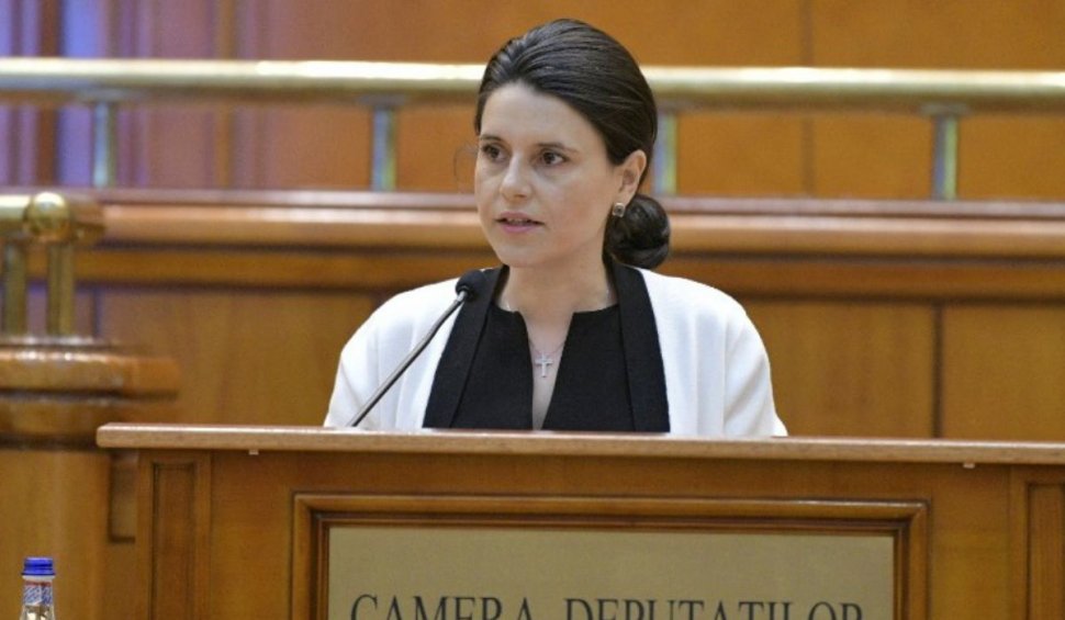 Ana Loredana Predescu, deputat PUSL de Brașov, cere demisii de la nivelul conducerii Ministerului Antreprenoriatului și Turismului