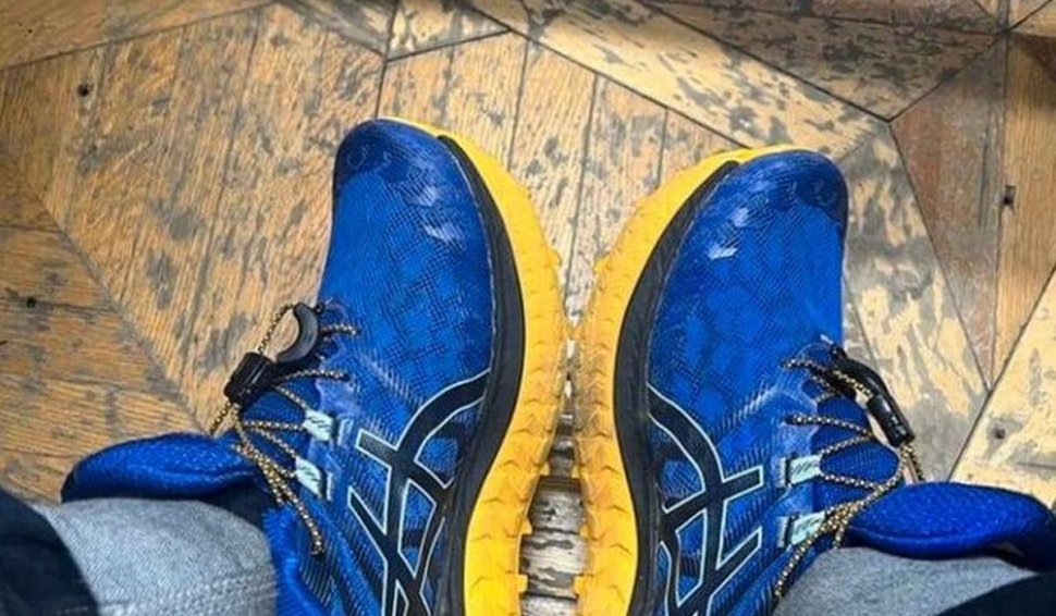 Ce a pățit un bărbat care purta pantofi albastru cu galben, la Moscova