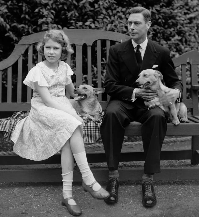 Regina Elisabeta a II-a a Marii Britanii împlinește azi 96 de ani | Unde va sărbători monarhul  763236