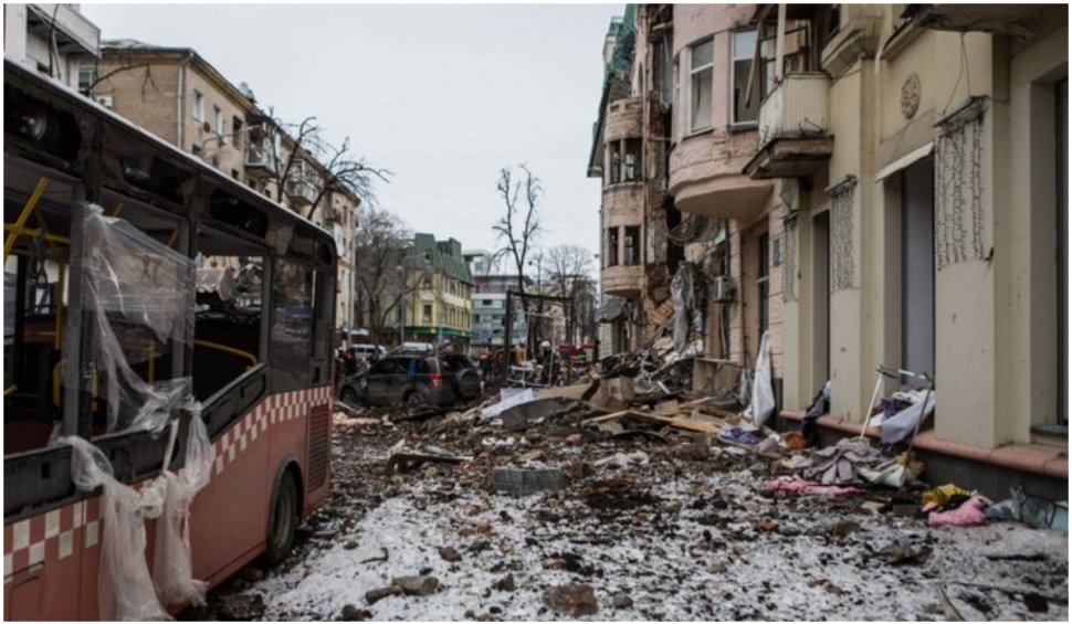 Doi morți și 19 răniți, după atacuri rusești asupra infrastructurii civile din Harkov, spune un oficial ucrainean