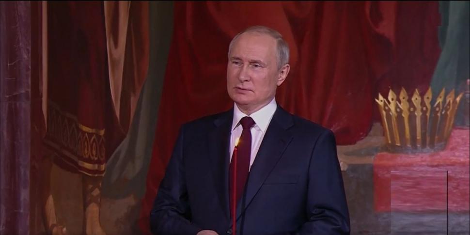 Vladimir Putin a participat la slujba de Înviere 763709
