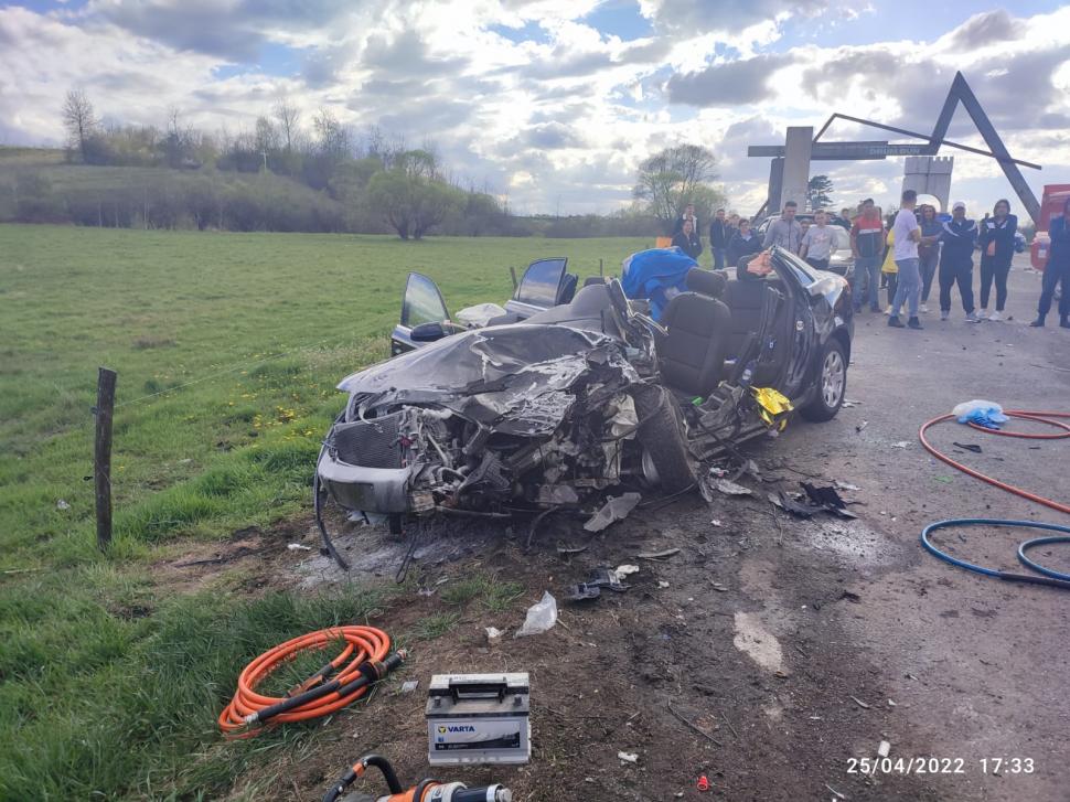Accident grav pe DN 1, la limita între Sibiu şi Braşov! Două persoane au murit 763928