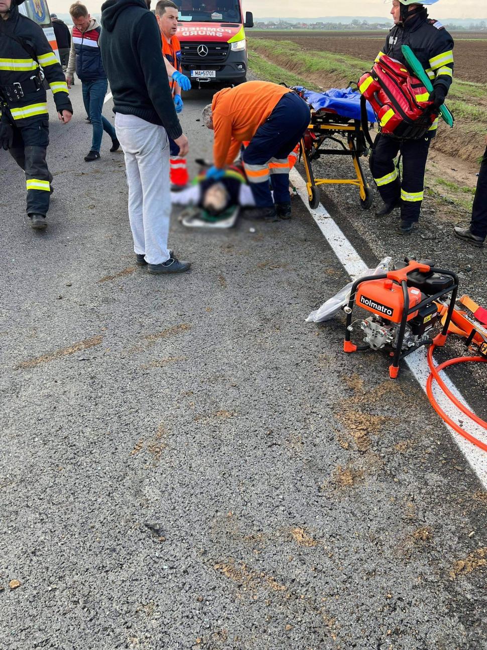 Accident mortal în Maramureș! Un bărbat a murit, iar un polițist de 23 de ani a ajuns in stare gravă la spital 764004