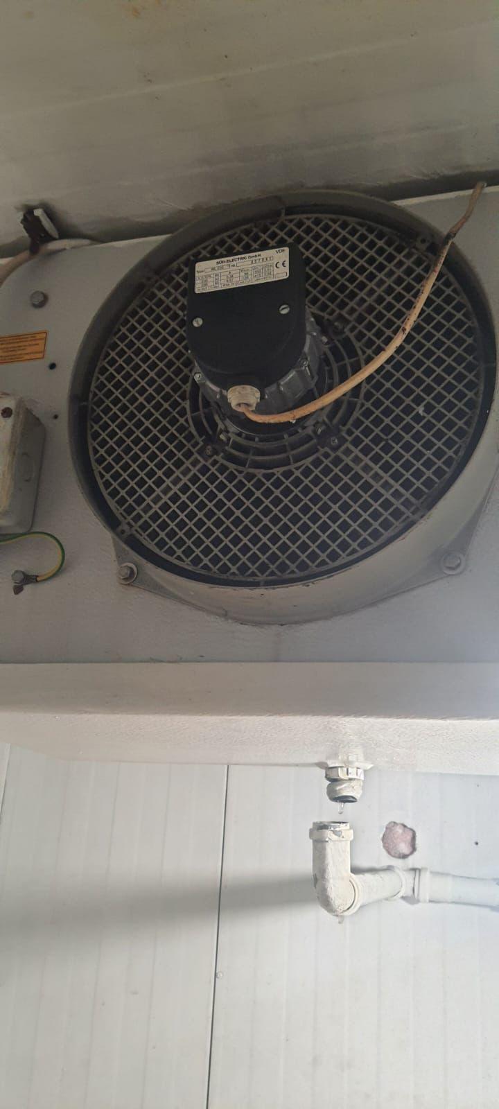 Nereguli grave găsite de ANPC la 38 din 39 comercianți din Hala Obor. Inspectorii cer închiderea definitivă a două unități 764431