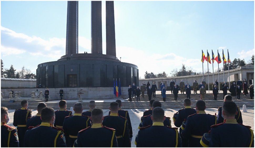Ceremonii de Ziua Forțelor Terestre Române în Parcul Carol din Bucureşti