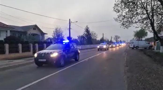 Percheziții ample în județul Vaslui. Peste 100 de polițiști și 40 de jandarmi au participat la acțiune 764879