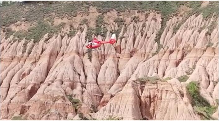 Grav accident în Alba: Un ATV cu doi minori s-a răsturnat la Râpa Roşie. Intervin alpiniştii şi elicopterul SMURD 765051