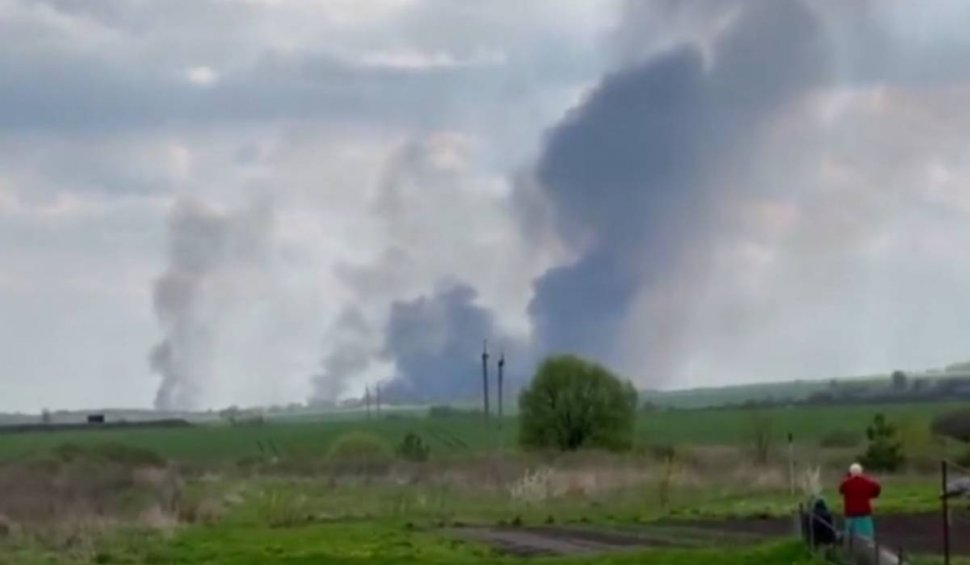 Incendiu de proporții la o unitate militară din Rusia, în apropierea graniței cu Ucraina