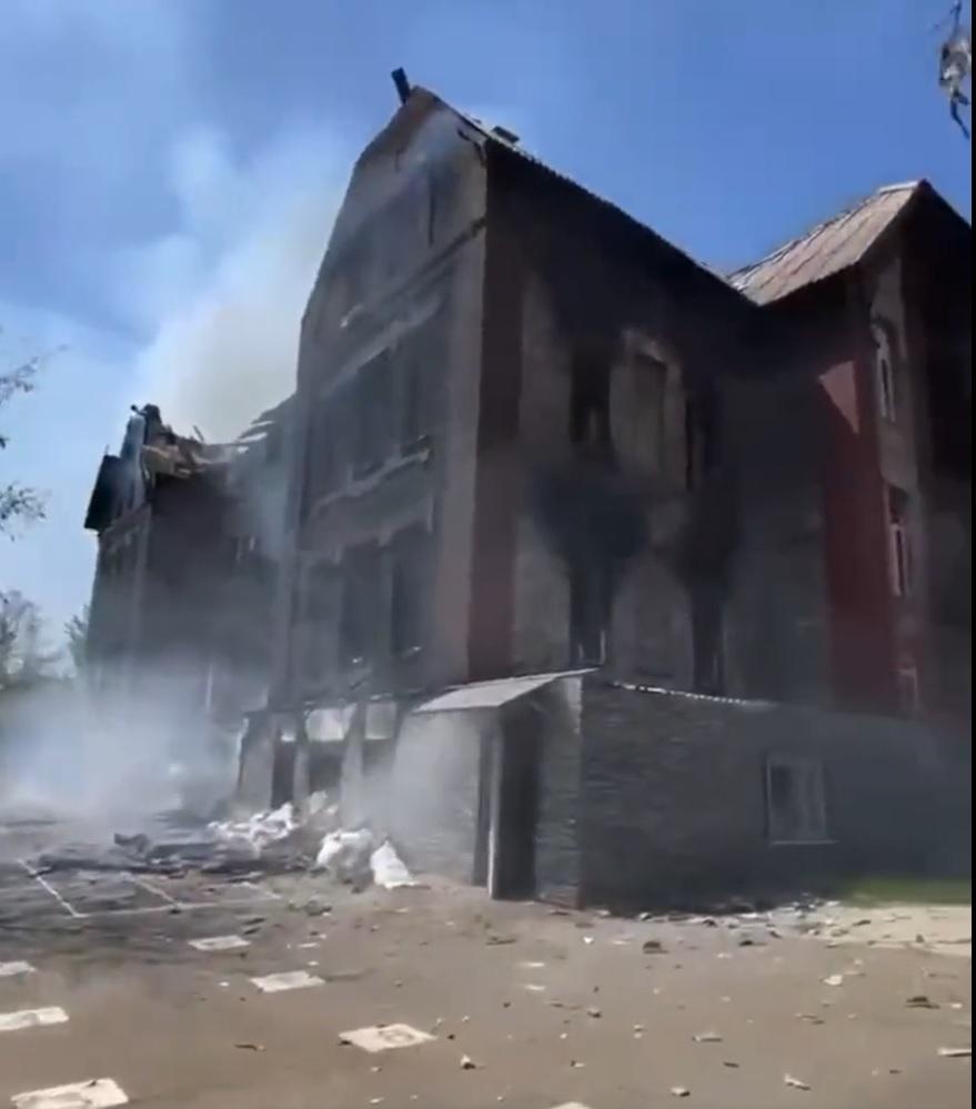 Gimnaziul din Lugansk care a supraviețuit celor două războaie mondiale și a fost pus la pământ de "animalele fără valori"| Morți și răniți la Odesa 765272