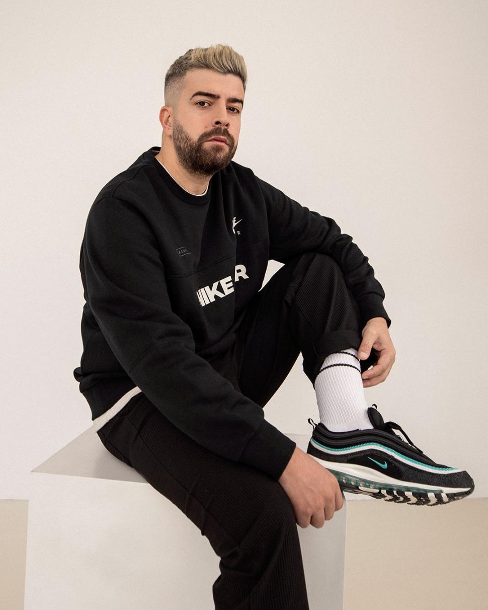 Sneakerheads, bucurați-vă! A sosit momentul! Give Fresh Air BUCHAREST! 765378