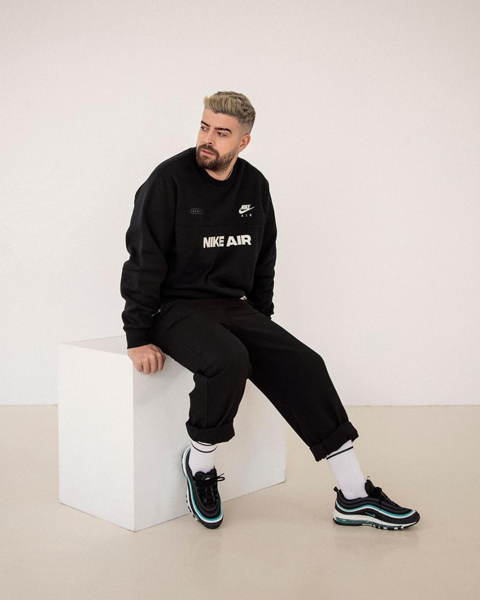 Sneakerheads, bucurați-vă! A sosit momentul! Give Fresh Air BUCHAREST! 765379