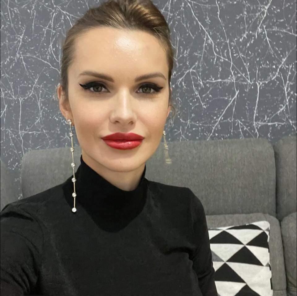 Ce spune fostul soț al mamei care s-a aruncat de pe bloc cu copiii, în Timișoara. Iulia era casnică și terminase psihologia 765640