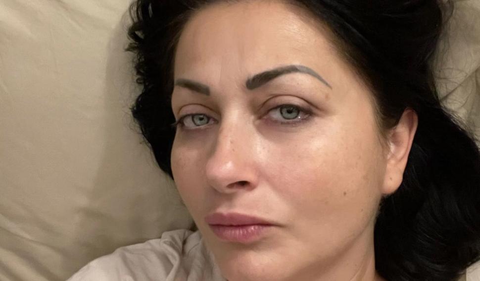Gabriela Cristea, internată în spital, cu perfuzie: ”Corpul cedează” 765735