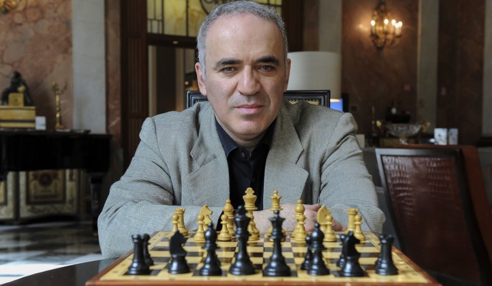 Maestrul Garry Kasparov, la turneul de șah din București: "Sportivii ruşi care susţin războiul lui Putin trebuie interzişi și excluși"