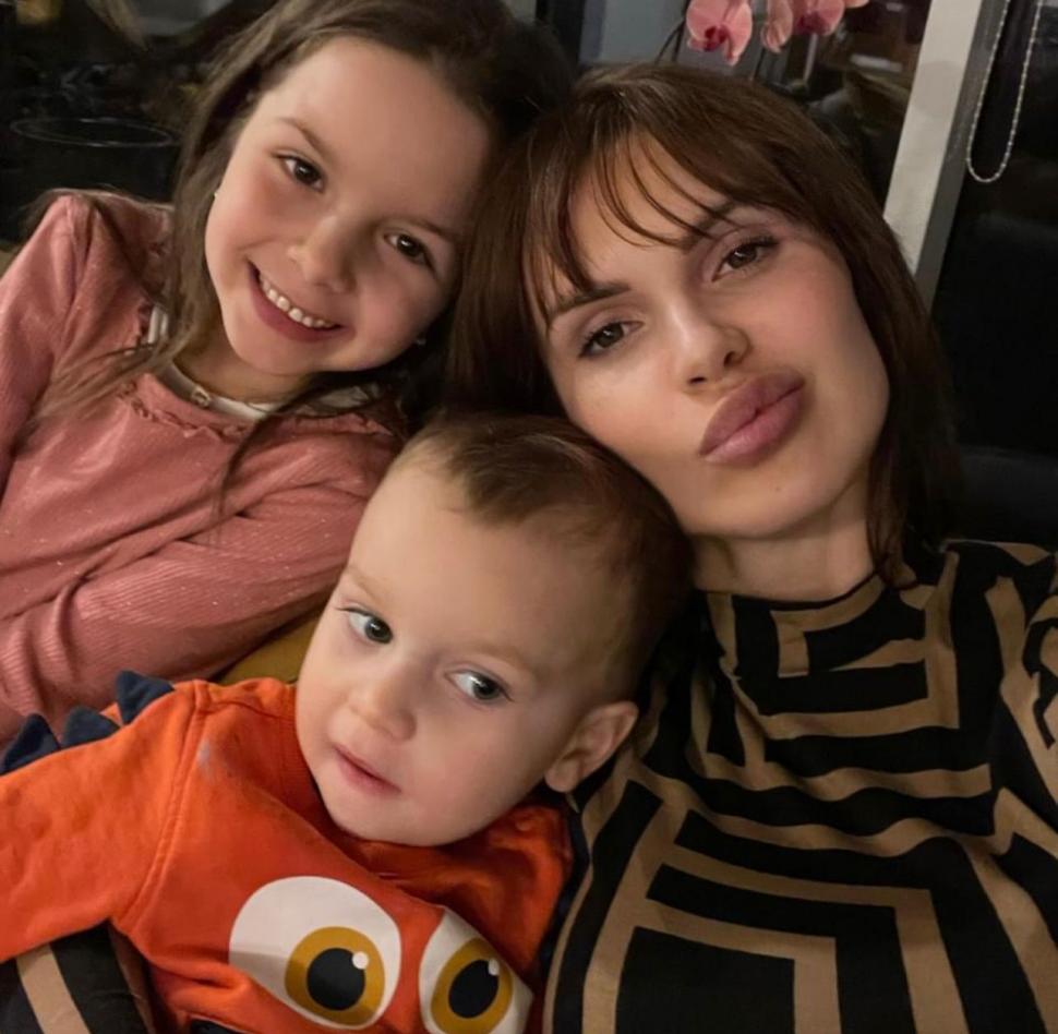 Fostul soţ al Iulianei, mama care s-a aruncat de pe bloc, a fost audiat | S-a schimbat încadrarea în dosarul de moarte a copiilor 765821