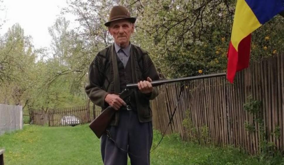 Descindere a poliţiştilor buzoieni la cel mai vechi deţinător de armă din România 766048