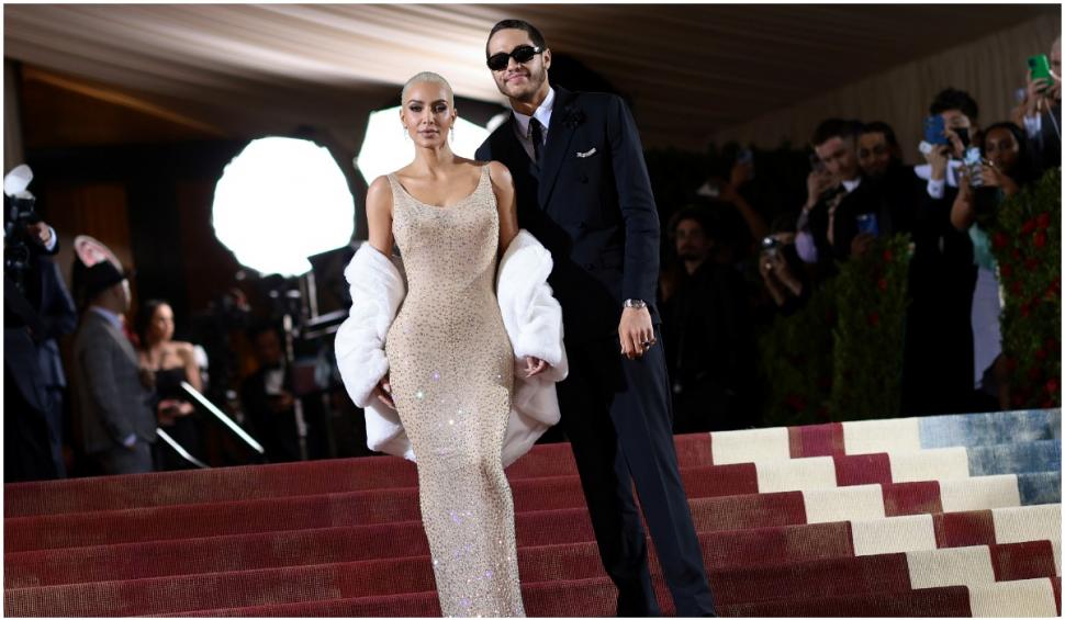 Alimentele la care a renunţat Kim Kardashian ca să intre în rochia de 5 milioane dolari a lui Marilyn Monroe. "Nu m-am înfometat, dar am fost foarte strictă" 766191