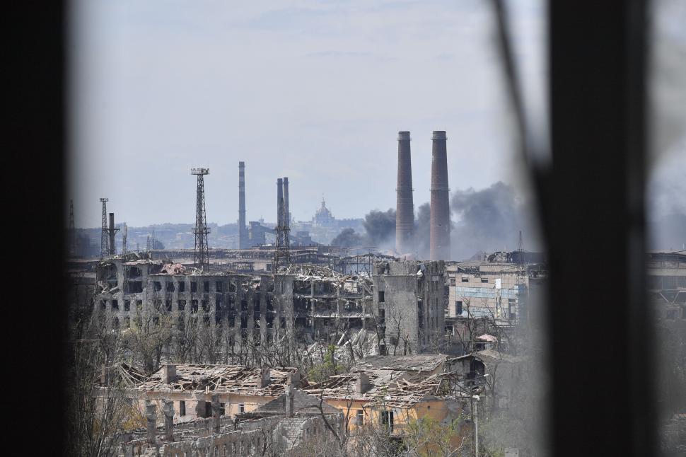 Război în Ucraina | Surpriza pregătită de liderii occidentali înainte de 9 mai | Armata rusă încearcă să-și acopere urmele la Mariupol 766162