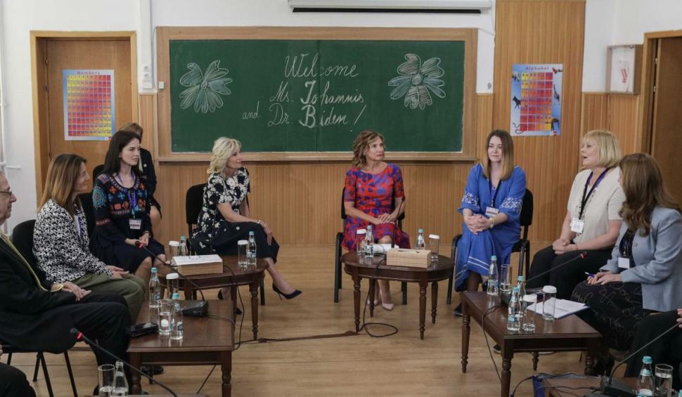 Cât a costat rochia lui Carmen Iohannis de la întâlnirea cu Jill Biden 766514