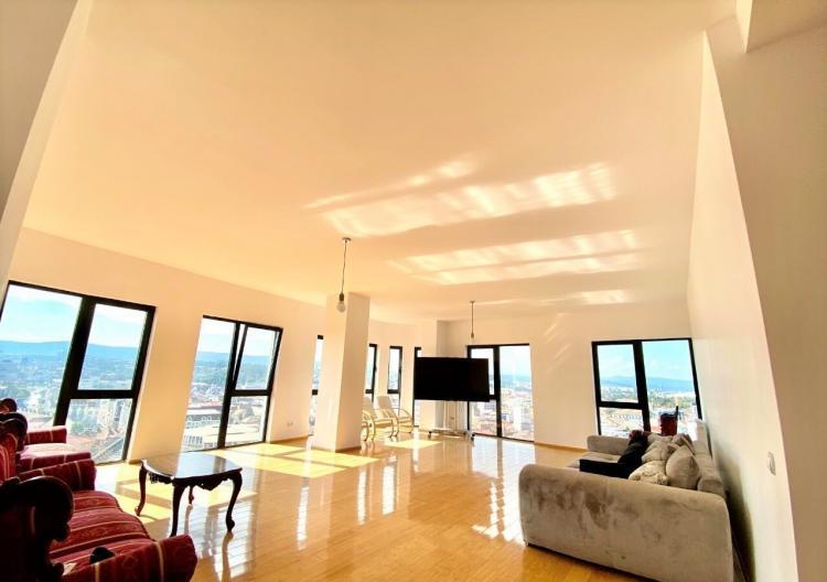 Cum arată apartamentul de 2,3 milioane euro din Cluj pe care nu îl vrea nimeni  766753