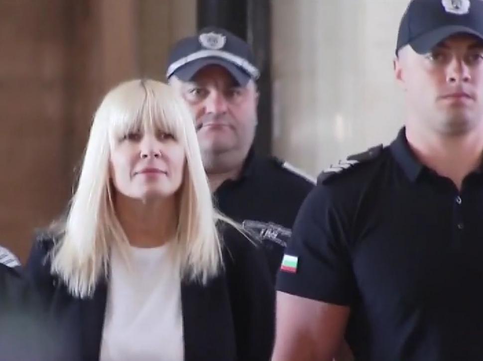 Noi imagini cu Elena Udrea în închisoarea din Bulgaria. Decizia privind extrădarea a fost amânată 766913