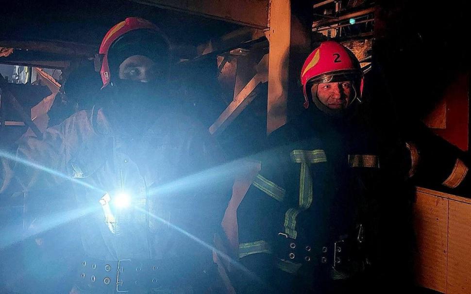 Imagini ale dezastrului făcut de ruși la Odesa, în atacul cu rachete hipersonice Kinzhal | Președintele Consiliului European, trimis în adăpost de tirul rusesc 766822