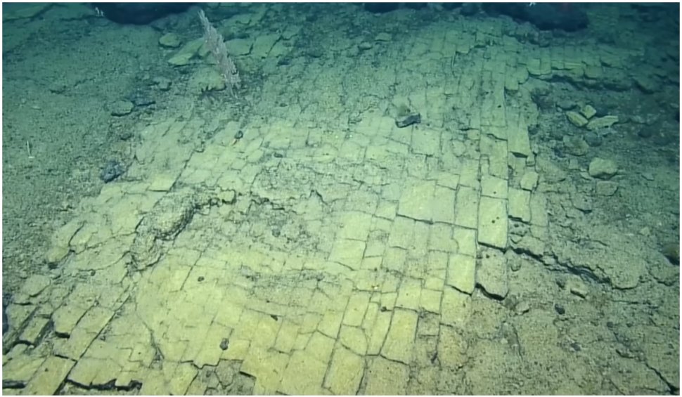 Oamenii de știință au descoperit un drum subacvatic nemaivăzut până acum: ”Este drumul către Atlantida”