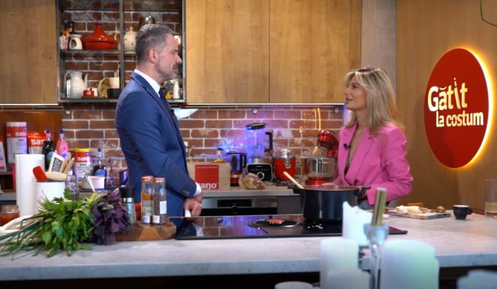 "Gătit la costum", un nou sezon pe Antena 3. Ana Baniciu aduce "Narcotic" şi ciorbă de lobodă ca'n Oltenia în bucătăria lui Ştefan Lungu  767581